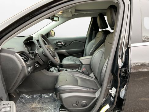 Used 2022 Jeep Cherokee Limited image 9