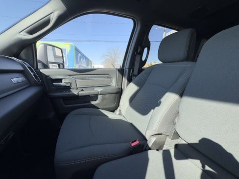 Used 2025 RAM 2500 Big Horn image 16