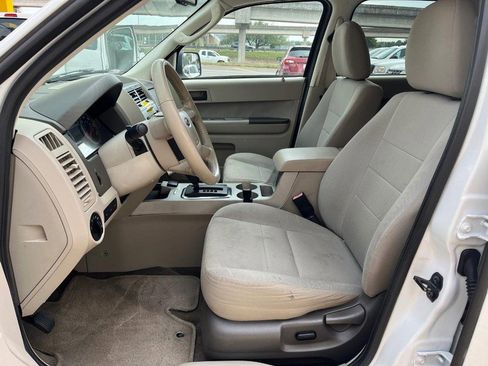 Used 2010 Ford Escape 4WD Hybrid image 7