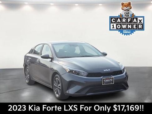 Used 2023 Kia Forte LXS FWD image 1