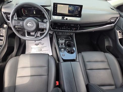 Used 2024 Nissan Rogue SL w/ SL Premium Package FWD image 10
