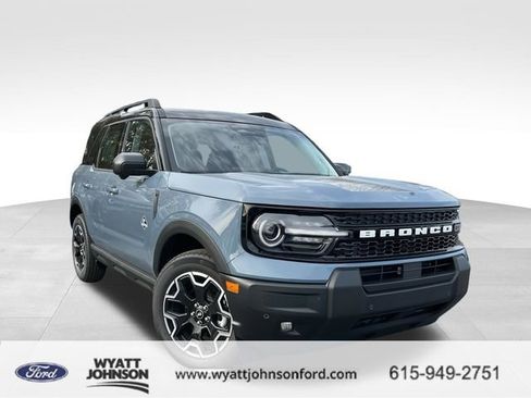 New 2025 Ford Bronco Sport Outer Banks w/ Outer Banks Tech Package+ AWD/4WD image 1
