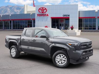 New 2025 Toyota Tacoma SR5