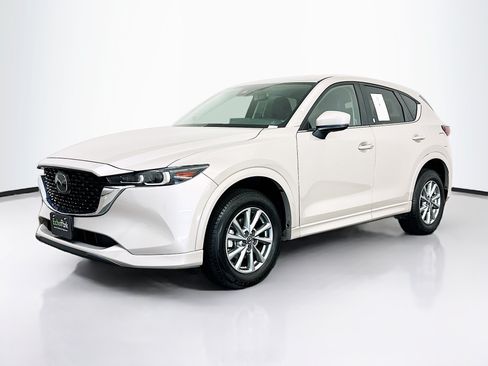 Used 2025 MAZDA CX-5 AWD 2.5 S w/ Preferred Package image 3