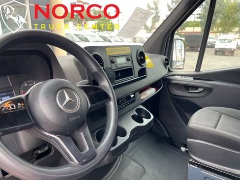 Used 2019 Mercedes-Benz Sprinter 144 image 12