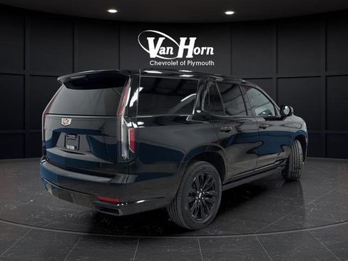 Used 2022 Cadillac Escalade Sport Platinum w/ LPO, ONYX Package AWD/4WD image 7