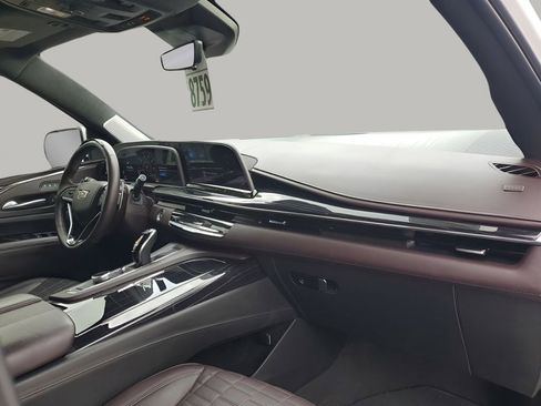 Certified 2024 Cadillac Escalade V w/ LPO, ONYX Package image 14