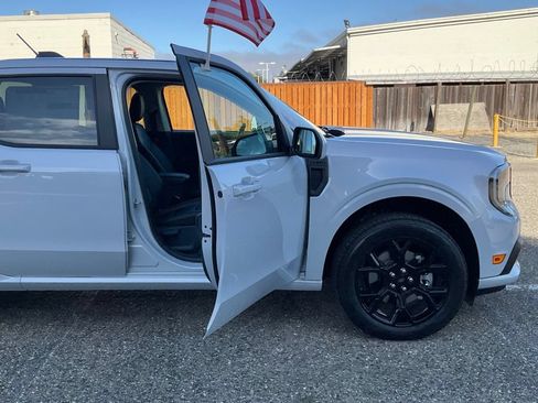 New 2026 Ford Maverick Lobo AWD/4WD image 29