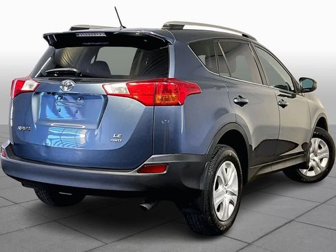 Used 2014 Toyota RAV4 LE image 12