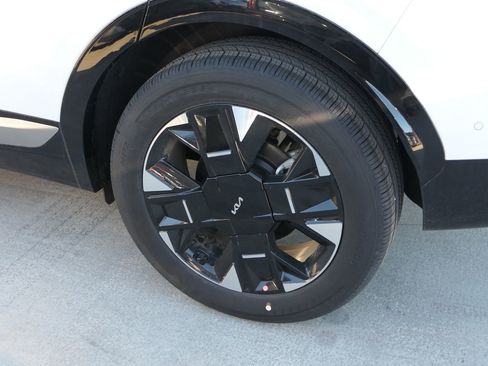 New 2026 Kia Sportage SX Prestige image 8