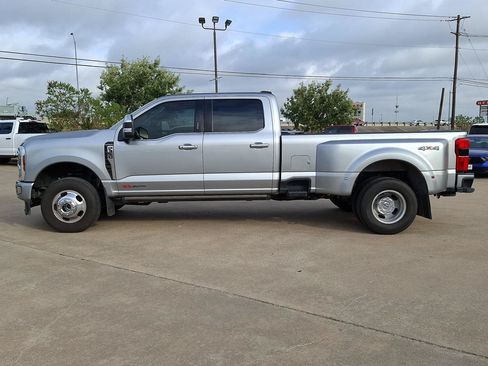 Used 2024 Ford F350 Platinum w/ Camper Package AWD/4WD image 10
