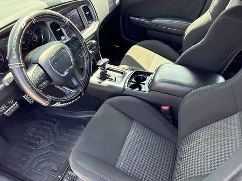 Used 2020 Dodge Charger R/T w/ Driver Convenience Group RWD image 9