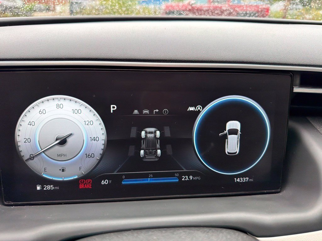 Used 2024 Hyundai Tucson Limited AWD/4WD image 19