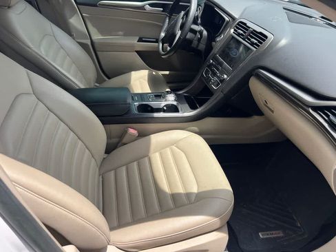 Used 2019 Ford Fusion SEL FWD image 7