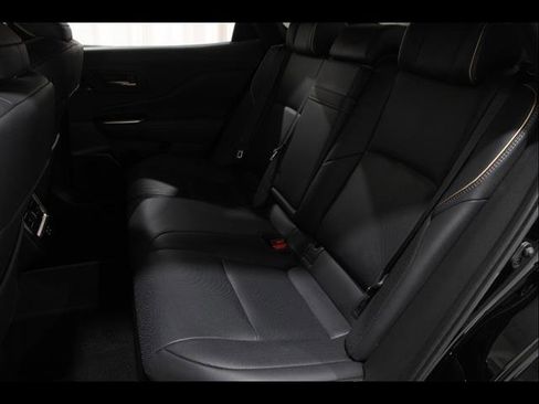 Used 2024 Toyota Crown Platinum AWD/4WD image 20