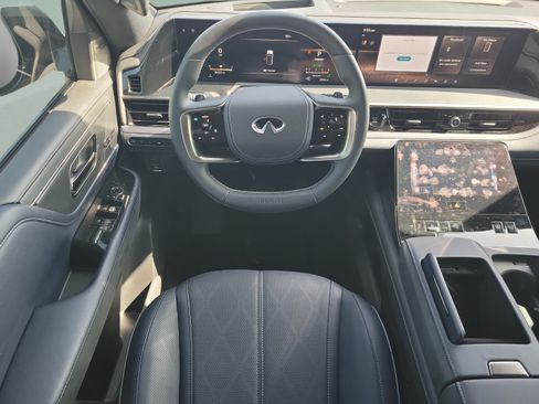 Certified 2026 INFINITI QX80 4WD w/ Sport Exterior Package image 8