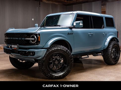 Used 2023 Ford Bronco Wildtrak image 5