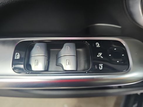 Used 2024 Mercedes-Benz C 300 Sedan image 28