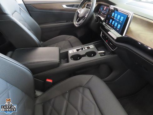 Certified 2024 Volkswagen Atlas SE FWD image 26