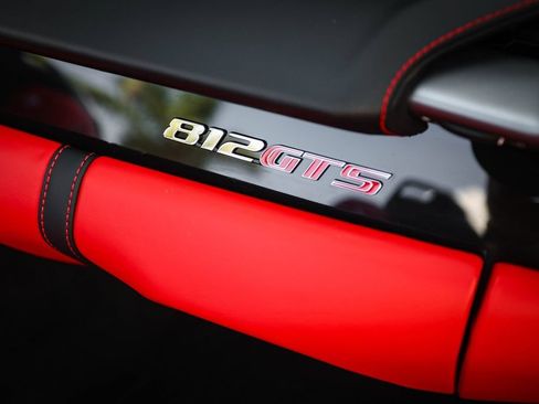 Used 2021 Ferrari 812 GTS RWD image 46