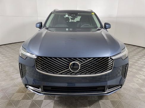 New 2025 Volvo XC90 B5 Core w/ Protection Package Premier image 3