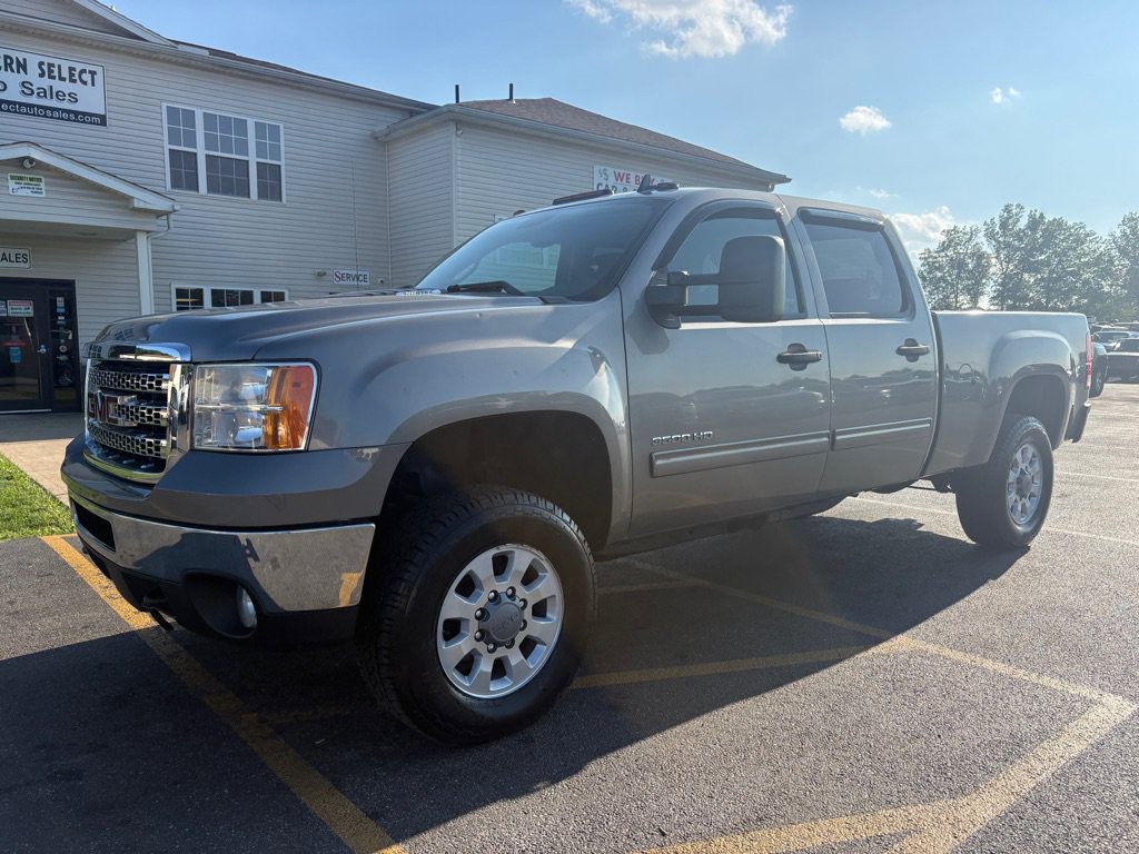 Used 2012 GMC Sierra 3500 SLE AWD/4WD image 2
