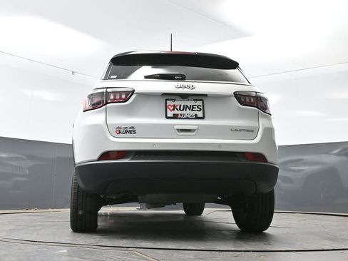 Used 2025 Jeep Compass Limited AWD/4WD image 55