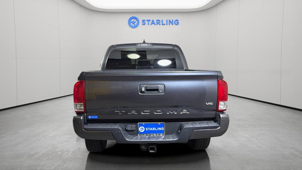 Used 2022 Toyota Tacoma TRD Sport w/ Technology Package RWD image 7