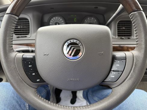 Used 2011 Mercury Grand Marquis LS image 12