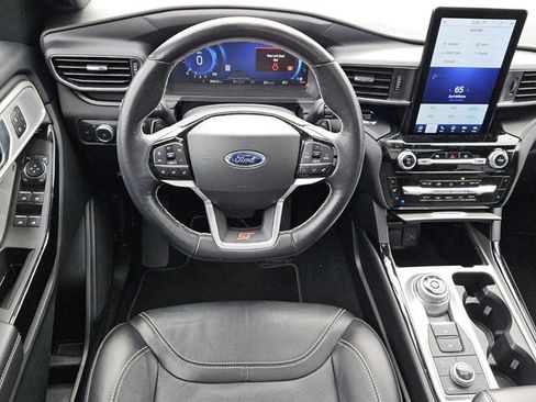 Used 2022 Ford Explorer ST w/ Equipment Group 401A AWD/4WD image 12