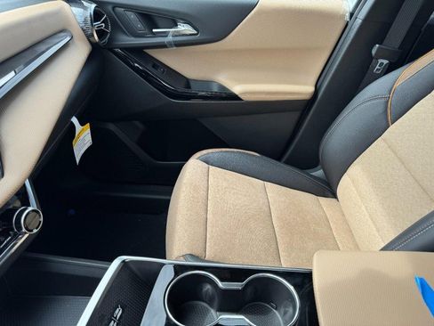 New 2026 Chevrolet Equinox ACTIV FWD image 8