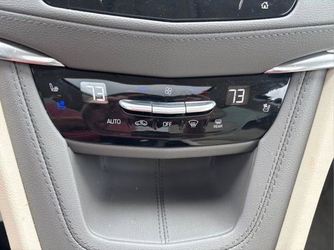 Used 2023 Cadillac XT5 Premium Luxury w/ Technology Package FWD image 15