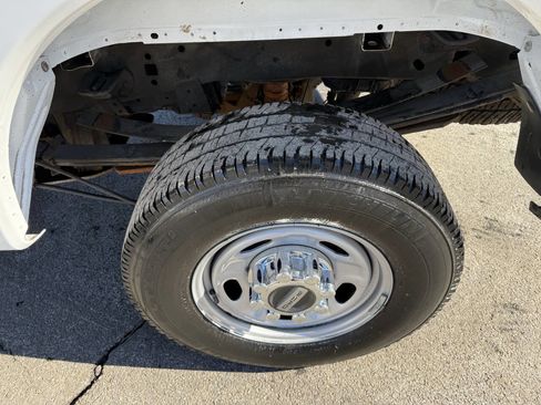 Used 2019 Ford F350 XL w/ XL Value Package image 9