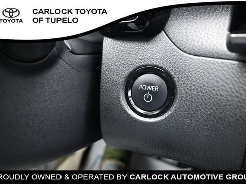 Used 2026 Toyota Camry SE FWD image 28