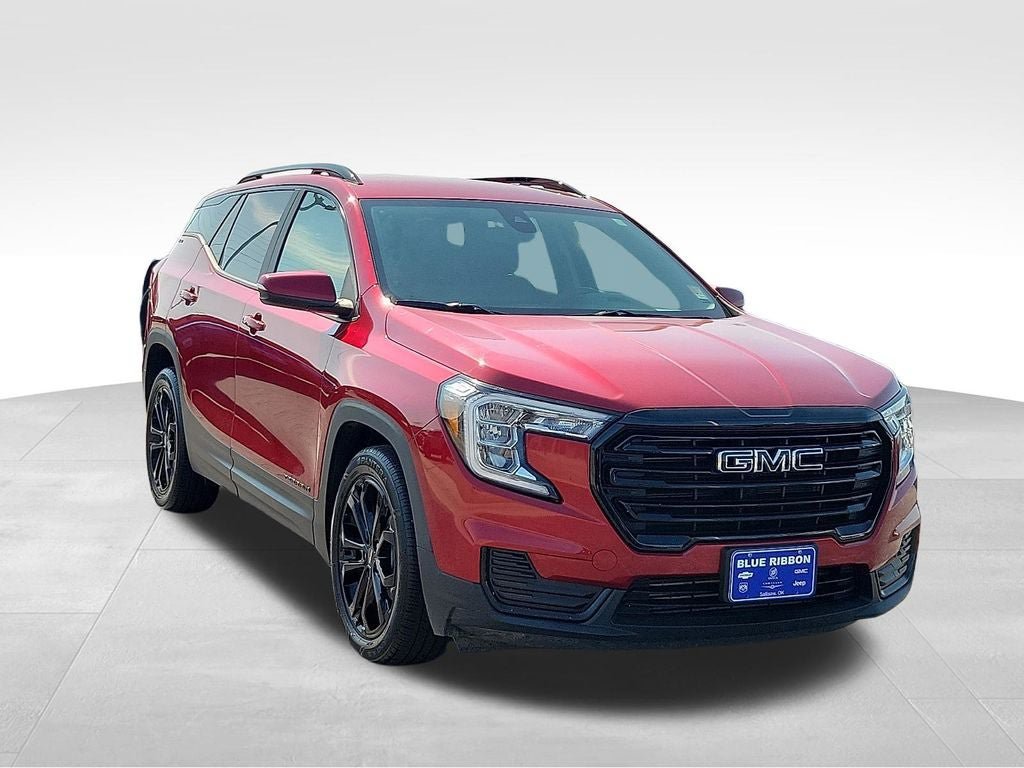 Used 2022 GMC Terrain SLE w/ Driver Convenience Package FWD image 1