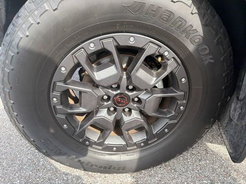 Certified 2022 Nissan Frontier PRO-4X w/ Pro-4X Premium Package image 44