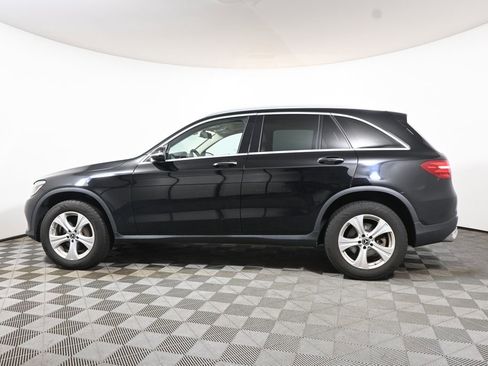 Certified 2018 Mercedes-Benz GLC 300 4MATIC image 2