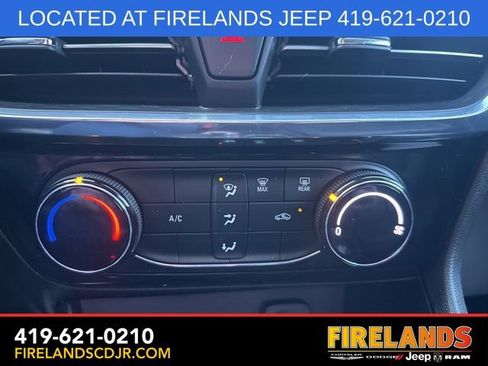 Used 2025 Buick Encore GX Sport Touring image 23