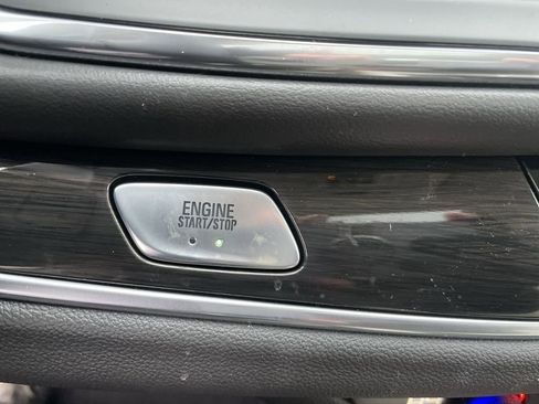 Used 2023 Buick Enclave Essence w/ Experience Buick Package image 18