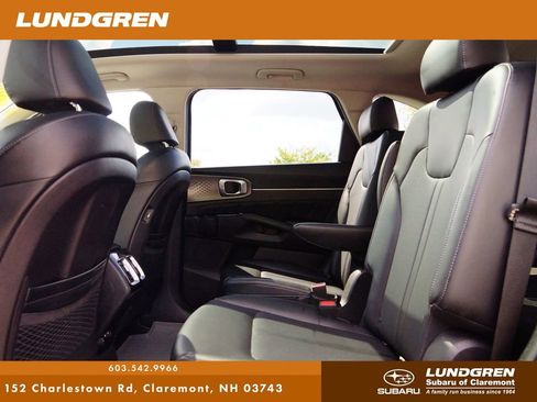 Used 2022 Kia Sorento SX image 18
