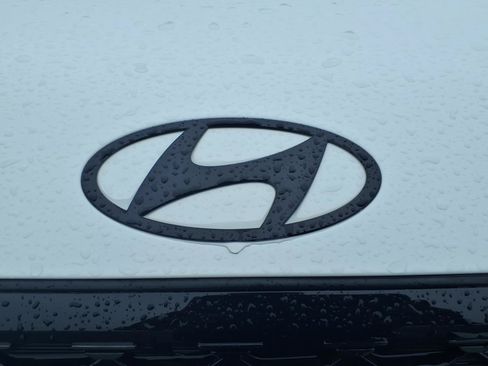 Used 2025 Hyundai Santa Fe Calligraphy AWD/4WD image 12