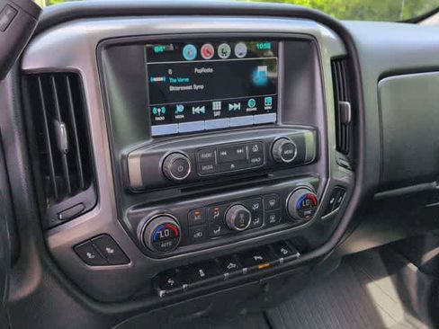 Used 2018 Chevrolet Silverado 1500 LT w/ All Star Edition AWD/4WD image 27