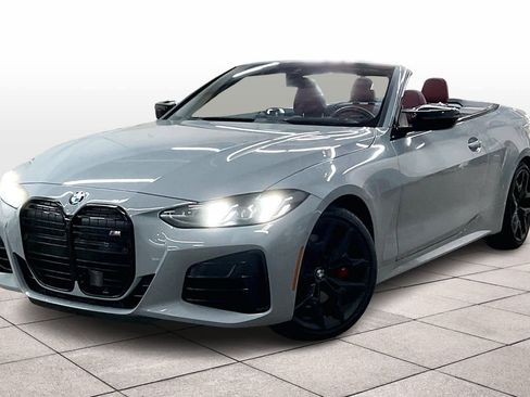 Used 2025 BMW 440i xDrive Convertible w/ Premium Package image 1