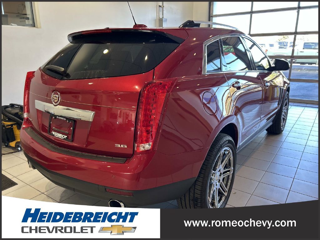Used 2015 Cadillac SRX Luxury FWD image 4