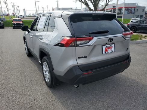 Used 2024 Toyota RAV4 LE image 3