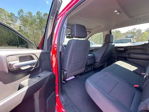 Used 2024 Chevrolet Silverado 1500 Custom w/ Turbomax Blackout Package image 17