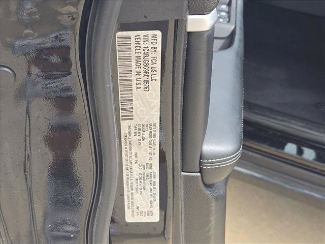 Used 2024 Jeep Grand Cherokee Limited w/ Luxury Tech Group II RWD image 25