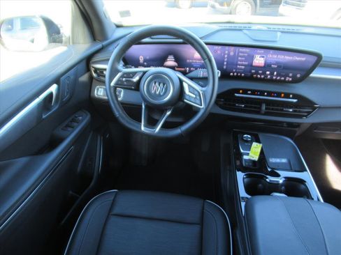 Used 2025 Buick Enclave Sport Touring image 12