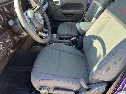 New 2026 Jeep Gladiator Rubicon w/ Safety Group image 10