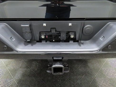 Used 2024 Chevrolet Silverado 2500 ZR2 w/ Technology Package image 49